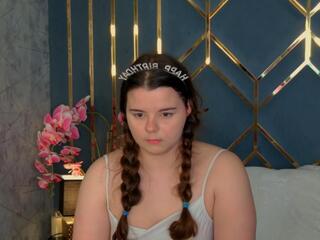 Katrin Crowley webcam model stream image