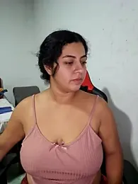 Mary_pinkish webcam model stream image