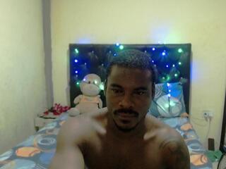 Mathias Miller webcam model stream image