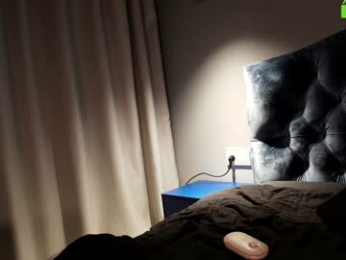 hollyextra webcam model stream image