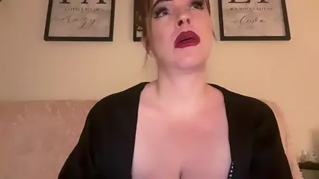 MuckyMILF webcam model stream image