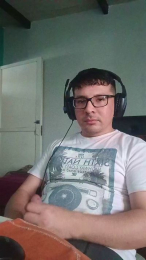 Maxiw7 webcam model stream image