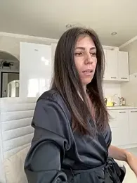 HotyWinter webcam model stream image
