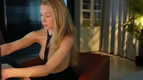 seeunexttime0 webcam stripchat model stream image