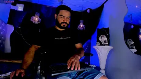 MichaelBear_ webcam model stream image