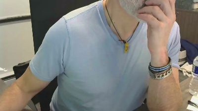 alpha_dom_rough webcam model stream image