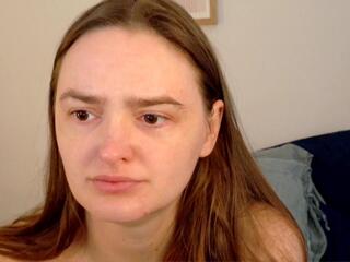 Kiera Harris webcam model stream image