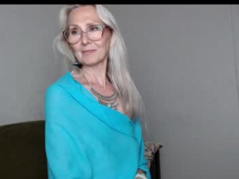 agatha_moore_ webcam model stream image