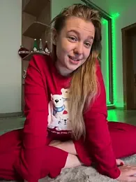 AvelynFrey webcam model stream image