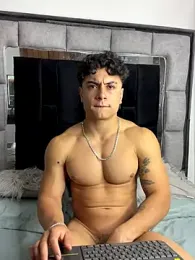 MR_MUSCLE webcam model stream image