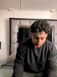 MR_MUSCLE webcam model stream image