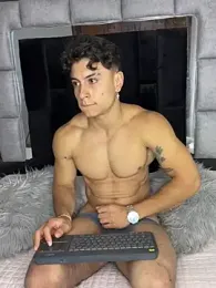 MR_MUSCLE webcam model stream image