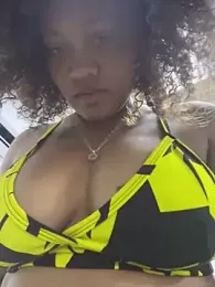 riri_brunnete webcam model stream image