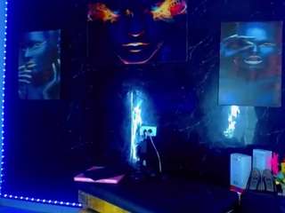 dominantdolld webcam model stream image