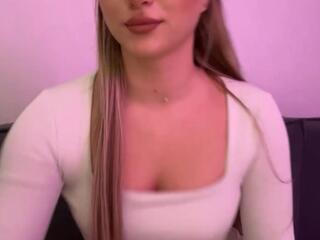 Herma Summerfield webcam model stream image