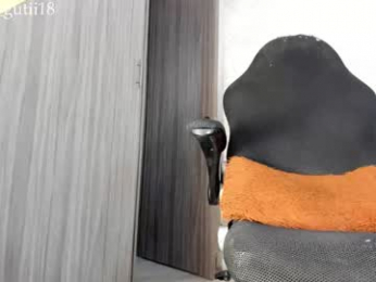 danii_rose webcam model stream image