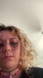 Emy_2002 webcam cam4 model stream image