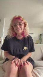 Emy_2002 webcam model stream image
