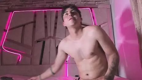 mia_and_austin webcam model stream image