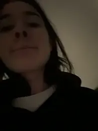 Marryme- webcam stripchat model stream image