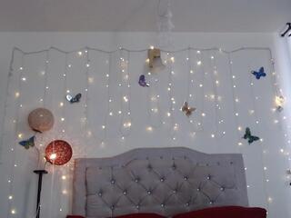 Liss Paris webcam model stream image