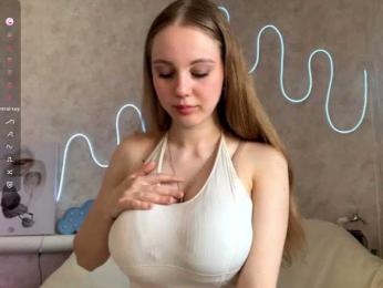 KimikoChandronnait webcam bongacams model stream image