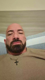 Ilgiardiniere webcam model stream image