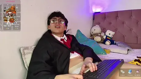 PepperTwink webcam stripchat model stream image