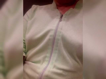 marinaWQ webcam bongacams model stream image