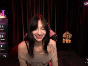 TrixVoid webcam bongacams model stream image