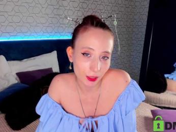 Lea-much webcam model stream image