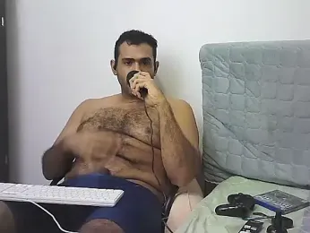 AlphaLatinoBear webcam model stream image