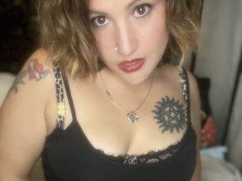 BrattyBride webcam model stream image