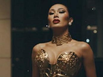 VeronicaVon webcam model stream image