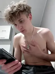 And25bn webcam model stream image