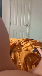 Curvycurlycutie webcam model stream image