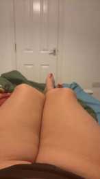 Curvycurlycutie webcam cam4 model stream image