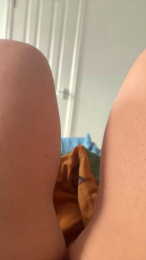 Curvycurlycutie webcam model stream image