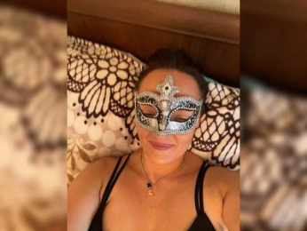 molly-38 webcam model stream image