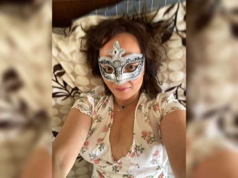 molly-38 webcam model stream image