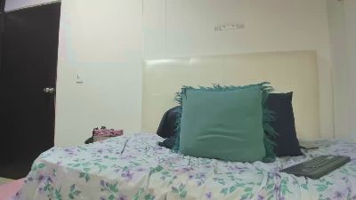 naomi_and_brack webcam model stream image