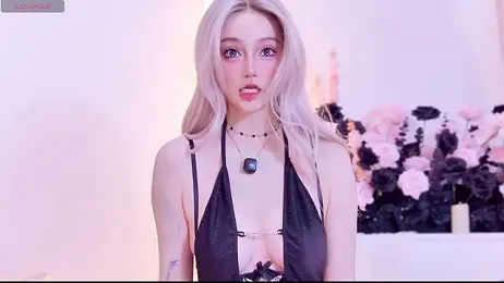 Yr_kitten_333 webcam model stream image