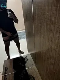 Mr_Batting_Man webcam model stream image