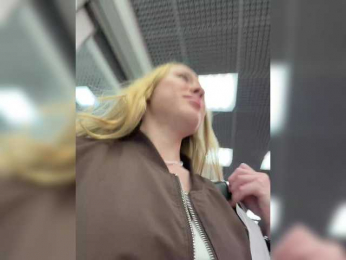 LiiBaby webcam model stream image