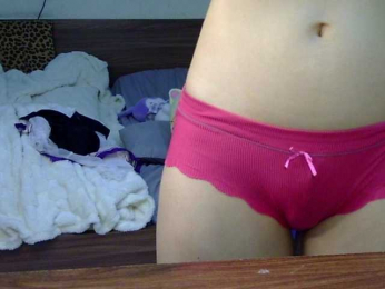 Ta-kara webcam model stream image