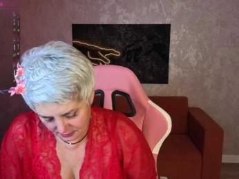 Linda-Zefir webcam model stream image