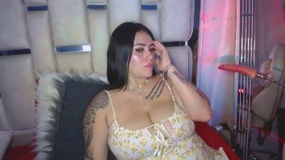 Chelaqueen_ webcam model stream image