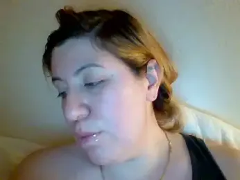 HYPHYtype webcam model stream image