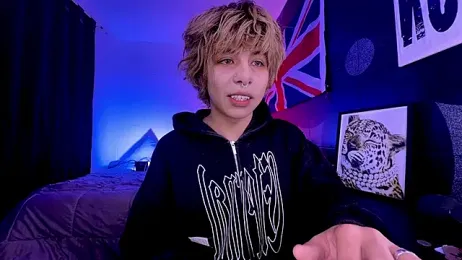Aronn_44 webcam model stream image