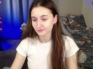 ave-costly webcam model stream image